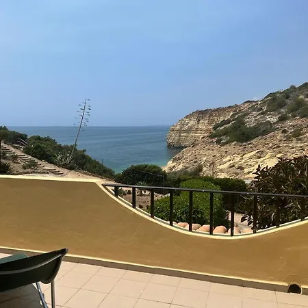 Bohemian Rhapsody Sea View Apartment