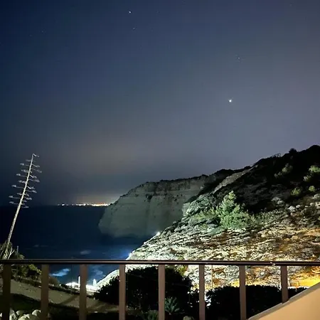 Bohemian Rhapsody Sea View *