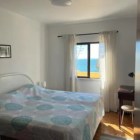 Bohemian Rhapsody Sea View *